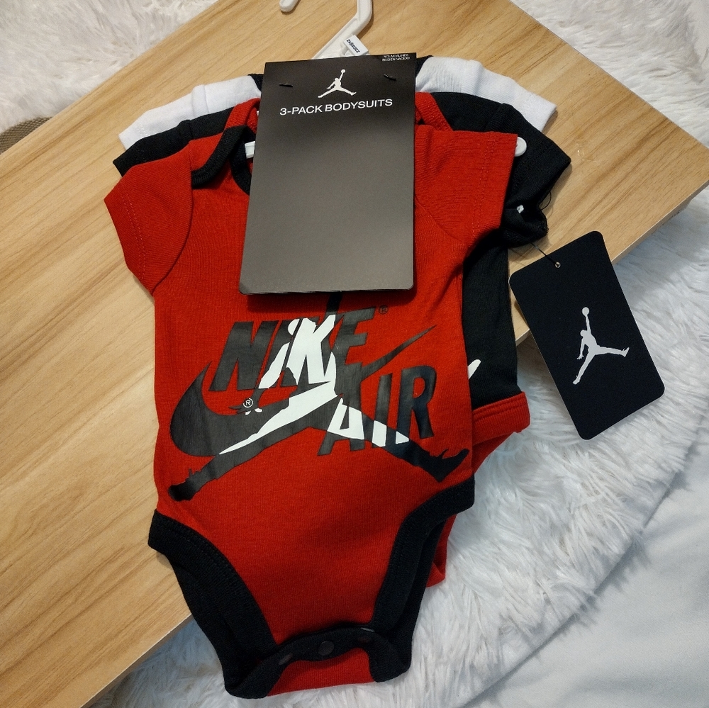 Nike Air 3-Pack Bodysuits Baby Various Sizes 🆕